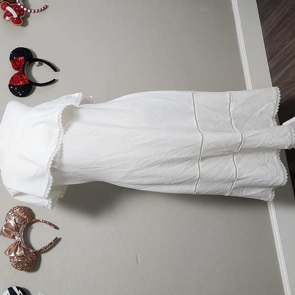 LAUREN JANICA CROCHET-TRIM CREPE SHEATH DRESS - Picture 3 of 10